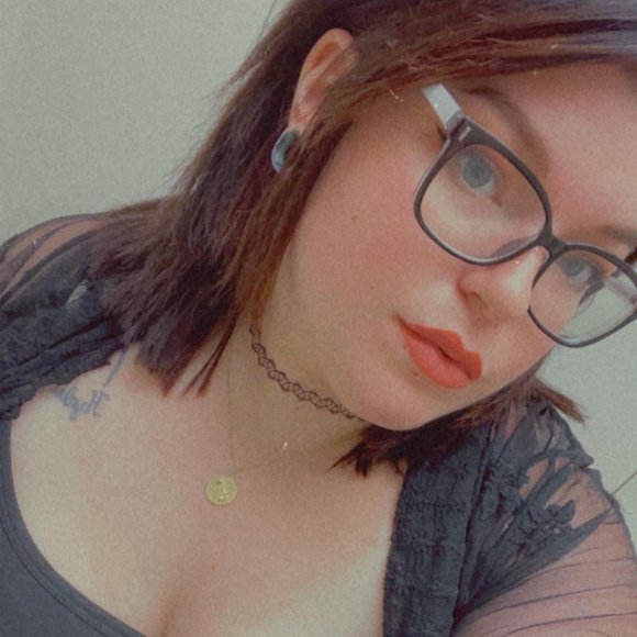 Meet your Posher, Bree - Picture 1 of 1